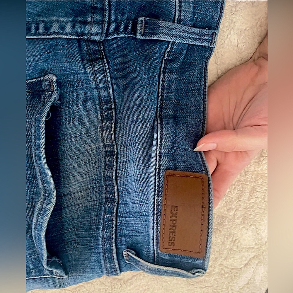 Straight Leg Express Jeans